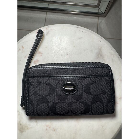 Coach Handbags - Vintage Black Coach Wallet Wristlet